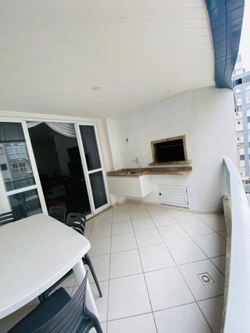 Apto A 100M Da Praia Central Balneário Camboriú Eksteriør billede