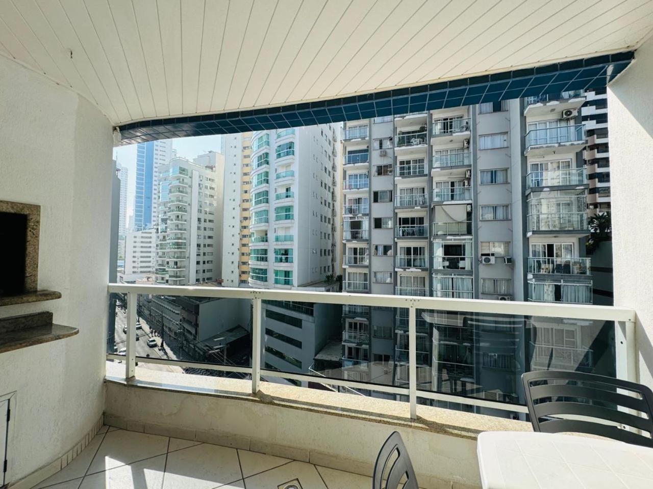 Apto A 100M Da Praia Central Balneário Camboriú Eksteriør billede